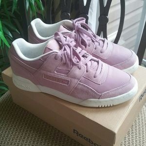 Reebok shoes Sz 7.5